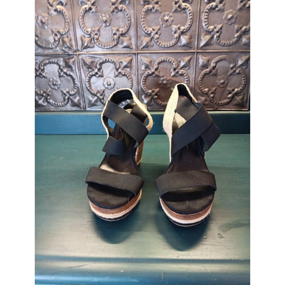 Jessica Simpson Shoes 8B/38, High Wedge